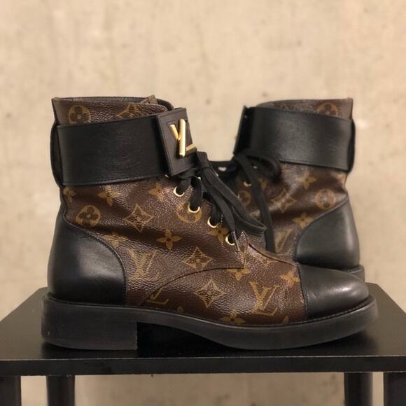 Louis Vuitton Wonderland Flat Ranger Boot Fall 2025 Autumn Vibes - Picture 3 of 15